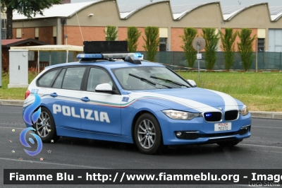 Bmw 318 Touring F31 restyle
Polizia di Stato
Polizia Stradale
Allestimento Marazzi
Decorazione Grafica Artlantis
POLIZIA M0370
Parole chiave: Bmw 318_Touring_F31_restyle POLIZIAM0370 Giro_D_Italia_2021