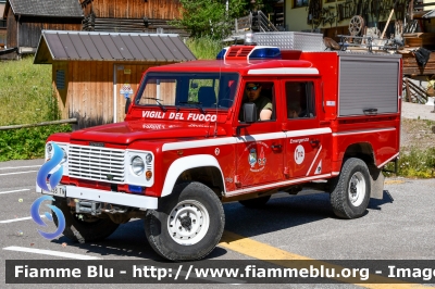 Land Rover Defender 130
Vigili del Fuoco
Unione distrettuale di Fassa
Corpo Volontario di Mazzin di Fassa (TN)
VF J38 TN
Parole chiave: Land-Rover Defender_130 VFJ38TN