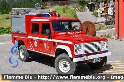 Land Rover Defender 130
Vigili del Fuoco
Unione distrettuale di Fassa
Corpo Volontario di Mazzin di Fassa (TN)
VF J38 TN
Parole chiave: Land-Rover Defender_130 VFJ38TN