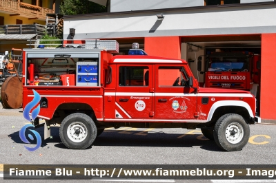 Land Rover Defender 130
Vigili del Fuoco
Unione distrettuale di Fassa
Corpo Volontario di Mazzin di Fassa (TN)
VF J38 TN
Parole chiave: Land-Rover Defender_130 VFJ38TN