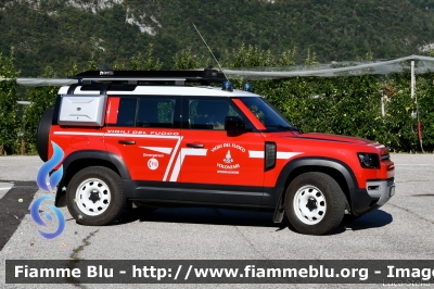 Land Rover Defender 110 II serie
 Vigili del Fuoco
Unione distrettuale di Mezzolombardo
Corpo Volontario di Spormaggiore (TN)
Allestimento Divitec
VF 0W9 TN
Parole chiave: Land-Rover Defender_110_IIserieVF0W9TN