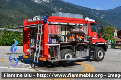 Mercedes-Benz U427
Vigili del Fuoco
Unione distrettuale di Mezzolombardo
Corpo Volontario di Spormaggiore (TN)
Allestimento BAI
VF 7D5 TN
Parole chiave: Mercedes-Benz U427 VF7D5TN