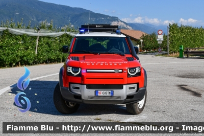 Land Rover Defender 110 II serie
 Vigili del Fuoco
Unione distrettuale di Mezzolombardo
Corpo Volontario di Spormaggiore (TN)
Allestimento Divitec
VF 0W9 TN
Parole chiave: Land-Rover Defender_110_IIserieVF0W9TN