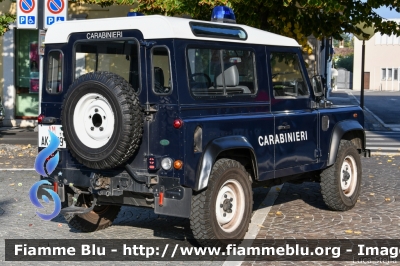 Land Rover Defender 90
Carabinieri
Polizia Militare presso Aeronautica Militare
AM AK 849
Parole chiave: Land-Rover Defender_90 AMAK849