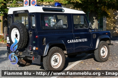 Land Rover Defender 90
Carabinieri
Polizia Militare presso Aeronautica Militare
AM AK 849
Parole chiave: Land-Rover Defender_90 AMAK849