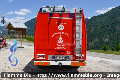 Mercedes-Benz Sprinter 4x4 III serie
Vigili del Fuoco
Unione distrettuale di Fassa
Corpo Volontario di Vigo di Fassa (TN)
Allestimento Brandschutz
VF 9K3 TN
Parole chiave: Mercedes-Benz Sprinter_4x4_IIIserie VF9K3TN