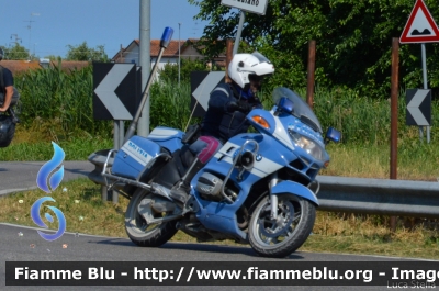 Bmw R850RT II serie
Polizia di Stato
Polizia Stradale
POLIZIA M2700
in scorta al Giro
Adriatica Ionica Race 2021
Parole chiave: Bmw R850RT_IIserie Adriatica_Ionica_Race_2021