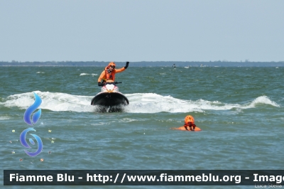 Bombardier Sea Doo GTI 4-Tec 130
Vigili del Fuoco
Comando Provinciale di Forlì Cesena
Nucleo Salvamento Acquatico
VF MDA 26 
Parole chiave: Bombardier Sea_ Doo GTI_4-Tec_130 VFMDA26 