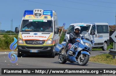 Bmw R850RT II serie
Polizia di Stato
Polizia Stradale
POLIZIA M2700
in scorta al Giro
Adriatica Ionica Race 2021
Parole chiave: Bmw R850RT_IIserie Adriatica_Ionica_Race_2021