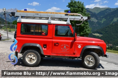 Land Rover Defender 90
Vigili del Fuoco
Unione distrettuale di Fassa
Corpo Volontario di Vigo di Fassa (TN)
VF J61 TN
Parole chiave: Land-Rover Defender_90 VFJ61TN