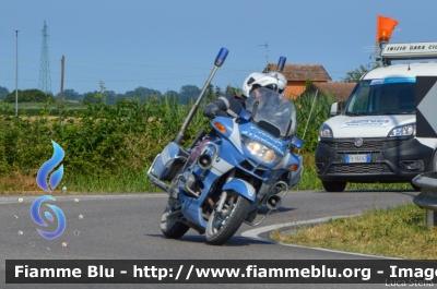 Bmw R850RT II serie
Polizia di Stato
Polizia Stradale
POLIZIA M2700
in scorta al Giro
Adriatica Ionica Race 2021
Parole chiave: Bmw R850RT_IIserie Adriatica_Ionica_Race_2021