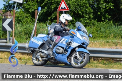 Bmw R850RT II serie
Polizia di Stato
Polizia Stradale
POLIZIA M2700
in scorta al Giro
Adriatica Ionica Race 2021
Parole chiave: Bmw R850RT_IIserie Adriatica_Ionica_Race_2021