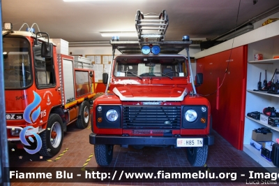 Land Rover Defender 90
Vigili del Fuoco
Unione distrettuale di Mezzolombardo
Corpo Volontario di Cavedago (TN)
VF H85 TN
Parole chiave: Land-Rover Defender_90