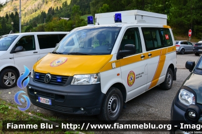 Volkswagen T5
Corpo Nazionale Soccorso Alpino e Speleologico
Stazione di Renon - Barbiano
Parole chiave: Volkswagen T5