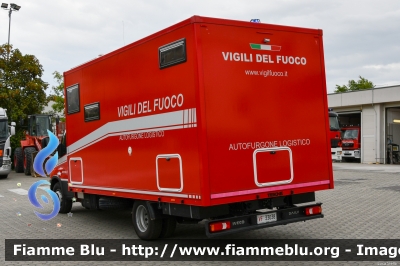 Iveco Daily VI serie restyle
Vigili del Fuoco
Comando Provinciale di Forlì-Cesena
Allestimento TEKNE
VF 33038
Parole chiave: Iveco Daily_VIserie_restyle VF33038