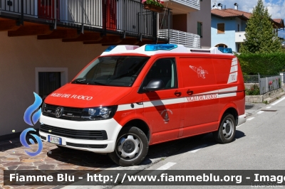 Volkswagen Transporter T6
Vigili del Fuoco
Unione Distrettuale di Cles
Corpo Volontario di Tassullo (TN)
Allestimento Kofler Fahrzeugbau
VF 3L3 TN
Parole chiave: Volkswagen Transporter_T6 VF3L3TN