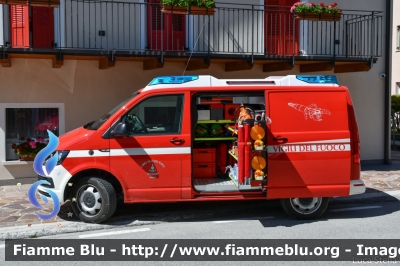 Volkswagen Transporter T6
Vigili del Fuoco
Unione Distrettuale di Cles
Corpo Volontario di Tassullo (TN)
Allestimento Kofler Fahrzeugbau
VF 3L3 TN
Parole chiave: Volkswagen Transporter_T6 VF3L3TN