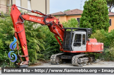 Fiat Hitachi FH200.3
Vigili del Fuoco
Comando Provinciale di Piacenza
Gruppo Operativo Speciale
Parole chiave: Fiat Hitachi FH200.3