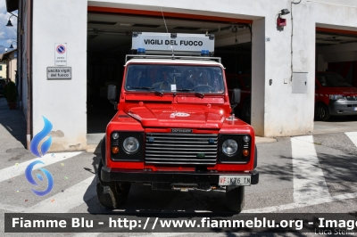 Land Rover Defender 90
Vigili del Fuoco
Unione Distrettuale di Cles
Corpo Volontario di Tassullo (TN)
VF K76 TN
Parole chiave: Land-Rover Defender_90 VFK76TN