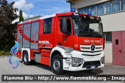 Mercedes-Benz Actros 2143 IV serie
Vigili del Fuoco
Unione Distrettuale di Cles
Corpo Volontario di Taio (TN)
Allestimento Kofler Fahrzeugbau
Veicolo con trazione idraulica sull'asse anteriore
VF 9L8 TN
Parole chiave: Mercedes-Benz Actros_2143_IVserie VF9L8TN