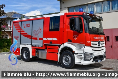 Mercedes-Benz Actros 2143 IV serie
Vigili del Fuoco
Unione Distrettuale di Cles
Corpo Volontario di Taio (TN)
Allestimento Kofler Fahrzeugbau
Veicolo con trazione idraulica sull'asse anteriore
VF 9L8 TN
Parole chiave: Mercedes-Benz Actros_2143_IVserie VF9L8TN