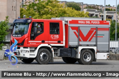 Iveco EuroCargo 120E25 IV serie - NewCity 2020
Vigili del Fuoco
Comando Provinciale di Parma
AutoPompaSerbatoio allestimento Magirus
VF 30712
Parole chiave: Iveco EuroCargo_120E25_IVserie - NewCity_2020 VF30712