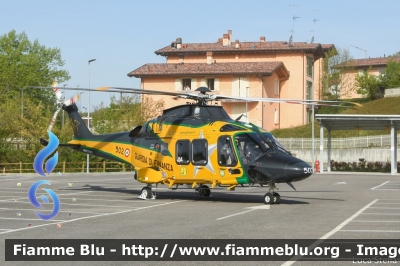 Agusta Westland AW169
Guardia di Finanza
Reparto Operativo Aereonavale
Volpe 502
Parole chiave: Agusta-Westland AW169 Volpe502