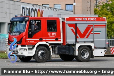 Iveco EuroCargo 120E25 IV serie - NewCity 2020
Vigili del Fuoco
Comando Provinciale di Parma
AutoPompaSerbatoio allestimento Magirus
VF 30712
Parole chiave: Iveco EuroCargo_120E25_IVserie - NewCity_2020 VF30712