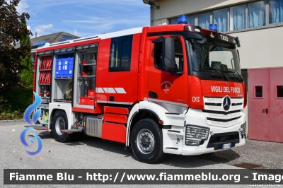 Mercedes-Benz Actros 2143 IV serie
Vigili del Fuoco
Unione Distrettuale di Cles
Corpo Volontario di Taio (TN)
Allestimento Kofler Fahrzeugbau
Veicolo con trazione idraulica sull'asse anteriore
VF 9L8 TN
Parole chiave: Mercedes-Benz Actros_2143_IVserie VF9L8TN