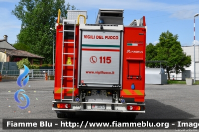 Iveco EuroCargo 120E25 IV serie - NewCity 2020
Vigili del Fuoco
Comando Provinciale di Parma
AutoPompaSerbatoio allestimento Magirus
VF 30712
Parole chiave: Iveco EuroCargo_120E25_IVserie - NewCity_2020 VF30712