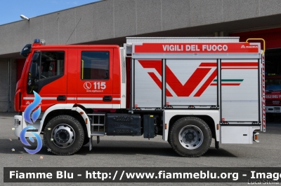 Iveco EuroCargo 120E25 IV serie - NewCity 2020
Vigili del Fuoco
Comando Provinciale di Parma
AutoPompaSerbatoio allestimento Magirus
VF 30712
Parole chiave: Iveco EuroCargo_120E25_IVserie - NewCity_2020 VF30712