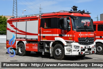 Mercedes-Benz Arocs 1832
Vigili del Fuoco
Comando Provinciale di Parmama
Bimodale (strada-rotaia)
Allestimento BAI
VF 30911
Parole chiave: Mercedes-Benz Arocs_1832 VF30911