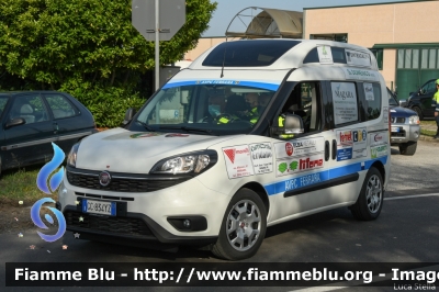 Fiat Doblò IV serie
Fiat Doblò IV serieProtezione Civile
Provincia di Ferrara
AVPC Ferrara
Parole chiave: Fiat Doblò_IVserie Simultatem_2021