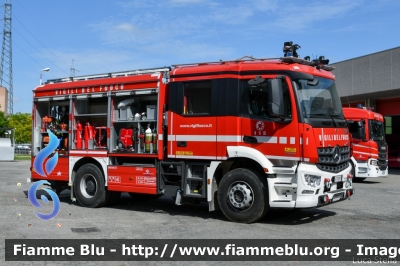 Mercedes-Benz Arocs 1832
Vigili del Fuoco
Comando Provinciale di Parmama
Bimodale (strada-rotaia)
Allestimento BAI
VF 30911
Parole chiave: Mercedes-Benz Arocs_1832 VF30911