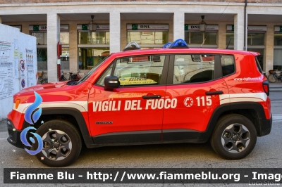 Jeep Renegade
Vigili del Fuoco
Comando Provinciale di Ferrara
VF 28785
Parole chiave: Jeep Renegade VF28785 festa_Forze_Armate_2019