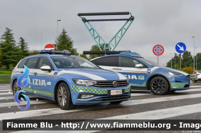 Vokswagen Passat Variant VIII serie
Polizia di Stato
Polizia Stradale 
in servizio sulla rete CAV
POLIZIA M5152
Parole chiave: Vokswagen Passat_Variant_VIIIserie POLIZIAM5152