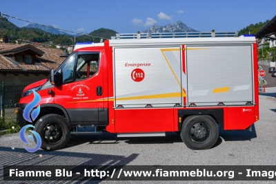 Iveco Daily 4x4 VI serie restyle
Vigili del Fuoco
Unione Distrettuale Alto Garda e Ledro
Corpo Volontario di Molina di Ledro
Allestimento Divitec
VF 0M5 TN
Parole chiave: Iveco Daily_4x4_VIserie_restyle VF0M5TN