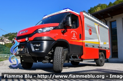 Iveco Daily 4x4 VI serie restyle
Vigili del Fuoco
Unione Distrettuale Alto Garda e Ledro
Corpo Volontario di Molina di Ledro
Allestimento Divitec
VF 0M5 TN
Parole chiave: Iveco Daily_4x4_VIserie_restyle VF0M5TN