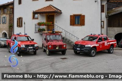 Corpo Volontario di Preghena (TN)
Vigili del Fuoco
Unione Distrettuale di Cles
Corpo Volontario di Preghena (TN)
Parole chiave: Mitsubishi L200_IIIserie VFZ04TN Fiat Campagnola_IIserie VF9T7TN Mercedes-Benz Classe_X VF4L9TN