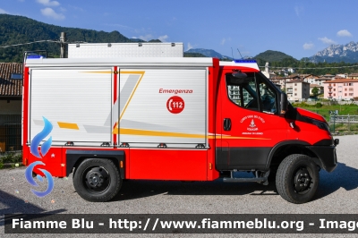 Iveco Daily 4x4 VI serie restyle
Vigili del Fuoco
Unione Distrettuale Alto Garda e Ledro
Corpo Volontario di Molina di Ledro
Allestimento Divitec
VF 0M5 TN
Parole chiave: Iveco Daily_4x4_VIserie_restyle VF0M5TN