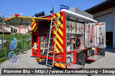 Iveco Daily 4x4 VI serie restyle
Vigili del Fuoco
Unione Distrettuale Alto Garda e Ledro
Corpo Volontario di Molina di Ledro
Allestimento Divitec
VF 0M5 TN
Parole chiave: Iveco Daily_4x4_VIserie_restyle VF0M5TN