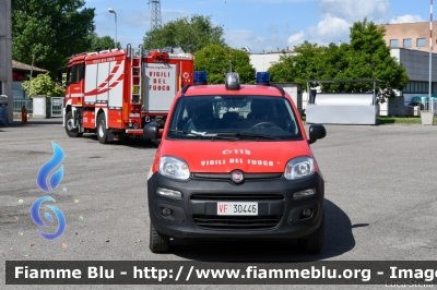 Fiat Nuova Panda 4x4 II serie
Vigili del Fuoco
Comando Provinciale di Parma
VF 30446
Parole chiave: Fiat Nuova_Panda_4x4_IIserie VF30446