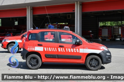 Fiat Nuova Panda 4x4 II serie
Vigili del Fuoco
Comando Provinciale di Parma
VF 30446
Parole chiave: Fiat Nuova_Panda_4x4_IIserie VF30446