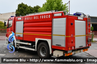 Mercedes-Benz Atego 1828 I serie
Vigili del Fuoco
Comando Provinciale di Ferrara
Distaccamento Permanente di Cento
AutoBottePompa allestimento Bai
VF 22572
Parole chiave: Mercedes-Benz Atego_1828_Iserie VF22752