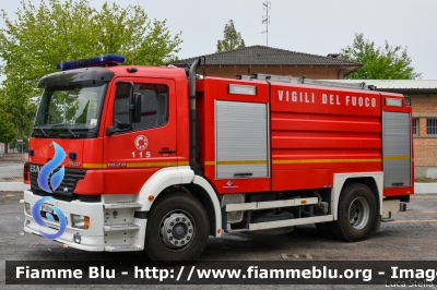 Mercedes-Benz Atego 1828 I serie
Vigili del Fuoco
Comando Provinciale di Ferrara
Distaccamento Permanente di Cento
AutoBottePompa allestimento Bai
VF 22572
Parole chiave: Mercedes-Benz Atego_1828_Iserie VF22752