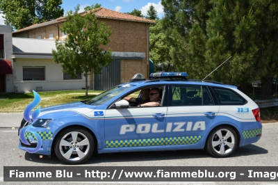 Skoda Octavia Wagon V serie
Polizia di Stato
Polizia Stradale
Allestimento Focaccia
POLIZIA M4807
in scorta al Giro d'Italia 2024
Parole chiave: Skoda Octavia_Wagon_Vserie   POLIZIAM4807 Giro_D_Italia_2024