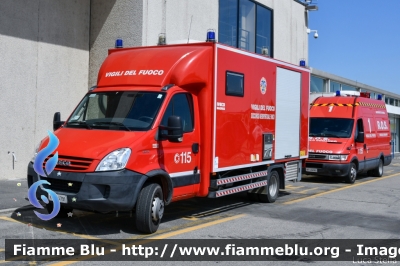 Iveco Daily IV serie
Vigili del Fuoco
Comando Provinciale di Parma
Soccorso Aeroportuale NBCR
Allestimento Iveco Magirus
VF 24791
Parole chiave: Iveco Daily_IVserie VF24791