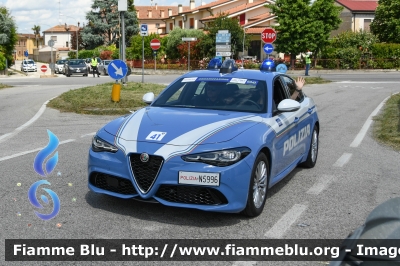 Alfa Romeo Nuova Giulia Q4 Restyle
Polizia di Stato
Polizia Stradale
POLIZIA N5996
In Scorta al Giro D’Italia 2024
Auto 41
Parole chiave: Alfa-Romeo Nuova_Giulia_Q4_Restyle POLIZIAN5996 Giro_D_Italia_2024