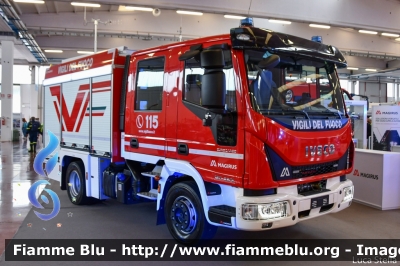 Iveco EuroCargo 120EL22 IV serie
Vigili del Fuoco
AutoPompaSerbatoio allestimento Magirus
In esposizione al Reas 2021
Parole chiave: Iveco EuroCargo_120EL22_IVserie Reas_2021