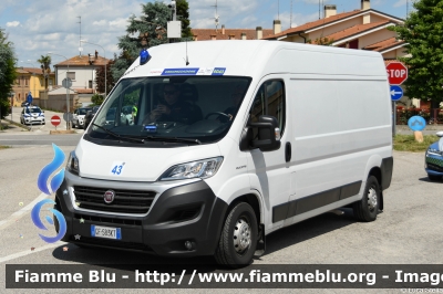 Fiat Ducato X290
Polizia di Stato
Polizia Stradale
Officina Mobile
in scorta al Giro d'Italia 2024
Automezzo 43
Parole chiave: Giro_d_Italia_2024